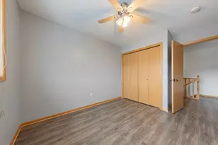 1867 Bridgewater Blvd S, Cambridge, MN 55008 - Photo 28