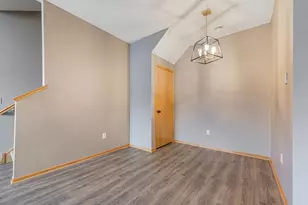 1867 Bridgewater Blvd S, Cambridge, MN 55008 - Photo 10