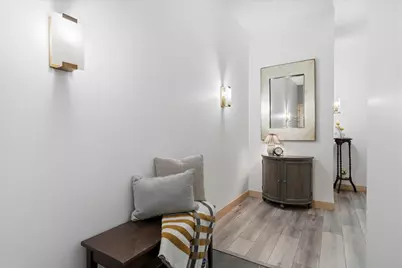 270 4th Street E #101, Saint Paul, MN 55101 - Photo 4