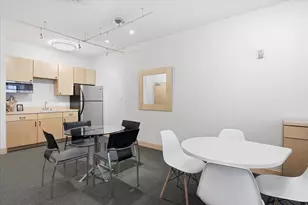 270 4th St E, Saint Paul, MN 55101 - Photo 28