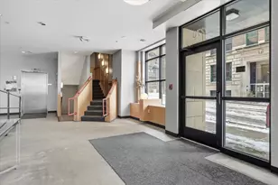 270 4th St E, Saint Paul, MN 55101 - Photo 32