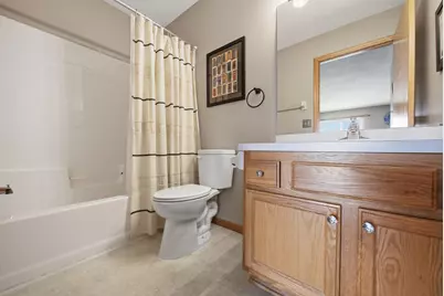 1579 County Road D E #E, Maplewood, MN 55109 - Photo 14