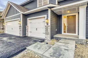 2871 Trinity Dr, Shakopee, MN 55379 - Photo 22