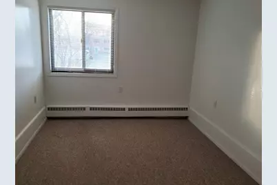 215 Linden Avenue W, Winsted, MN 55395 - Photo 6