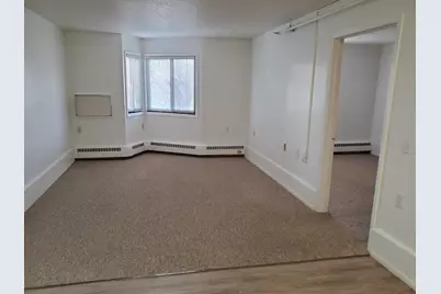 215 Linden Avenue W, Winsted, MN 55395 - Photo 4