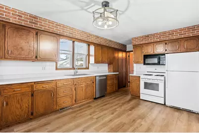 509 7th Avenue E, Alexandria, MN 56308 - Photo 4