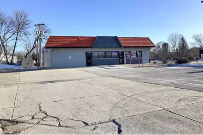 1317 Broadway Avenue SE, Albert Lea, MN 56007 - Photo 4