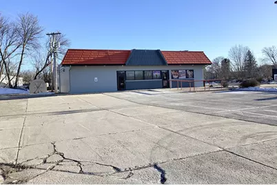 1317 Broadway Avenue SE, Albert Lea, MN 56007 - Photo 4