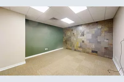 1317 Broadway Avenue SE, Albert Lea, MN 56007 - Photo 14
