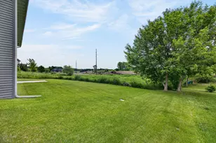 11411 Latham Ln, Chisago City, MN 55013 - Photo 4