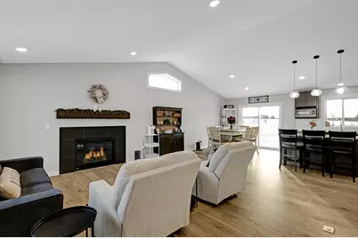 11411 Latham Lane, Chisago City, MN 55013 - Photo 6