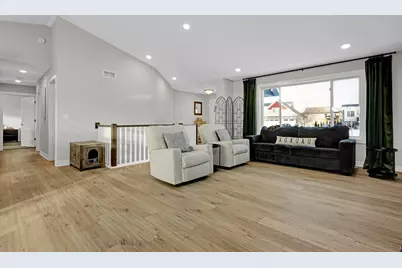 11411 Latham Lane, Chisago City, MN 55013 - Photo 8