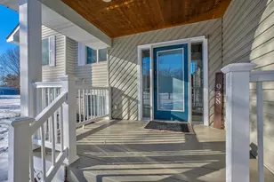 938 Waxon Ln, Hudson, WI 54016 - Photo 6