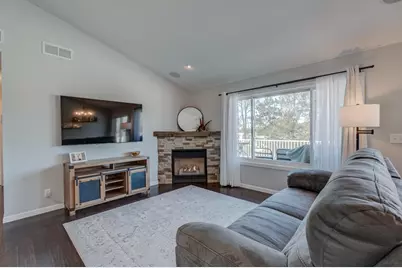 938 Waxon Lane, Hudson, WI 54016 - Photo 10