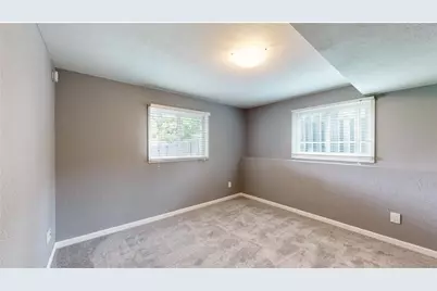 7865 Penn Avenue N, Brooklyn Park, MN 55444 - Photo 20