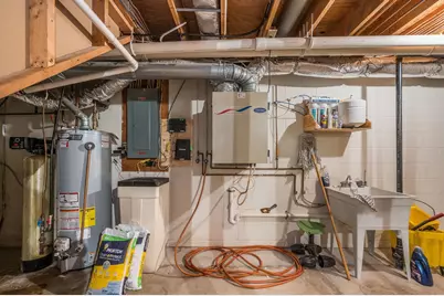 211 Tanglewood Lane, Blue Earth, MN 56013 - Photo 34