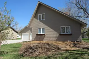 211 Tanglewood Ln, Blue Earth, MN 56013 - Photo 50