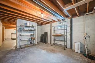 211 Tanglewood Ln, Blue Earth, MN 56013 - Photo 38