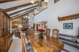 211 Tanglewood Ln, Blue Earth, MN 56013 - Photo 8