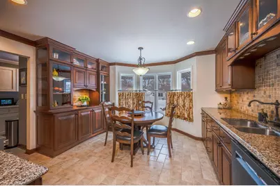 211 Tanglewood Lane, Blue Earth, MN 56013 - Photo 12