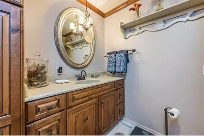 211 Tanglewood Lane, Blue Earth, MN 56013 - Photo 26