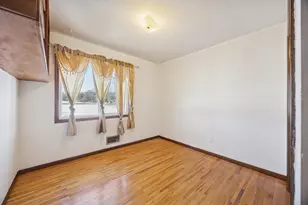 3256 Hampshire Ave N, Crystal, MN 55427 - Photo 16