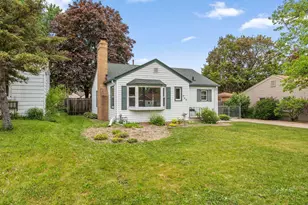 749 Cottage Ave W, Saint Paul, MN 55117 - Photo 1