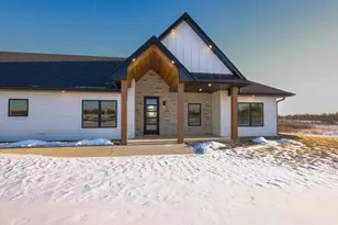6055 Scenic View Ct, Kimball, MN 55353 - Photo 4