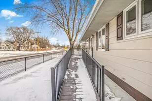 2104 3rd St N, Saint Cloud, MN 56303 - Photo 4