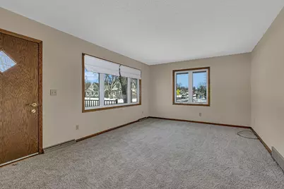 2104 3rd Street N, Saint Cloud, MN 56303 - Photo 10