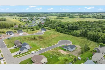 1143 29th Street NE, Sauk Rapids, MN 56379 - Photo 2