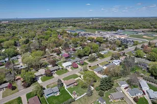 631 Greenway Ave N, Oakdale, MN 55128 - Photo 62