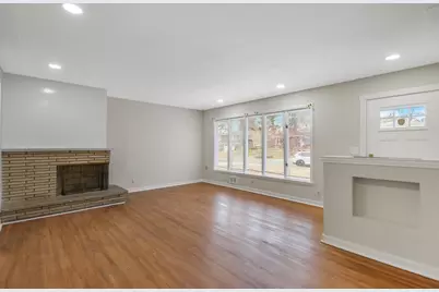 6211 Morgan Avenue S, Richfield, MN 55423 - Photo 2