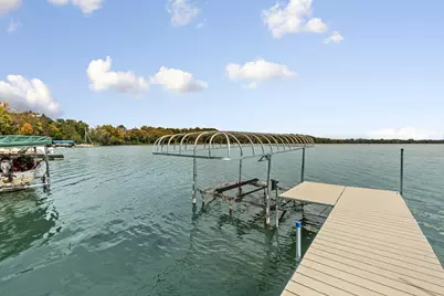 13461 Fox Lake Trail, Faribault, MN 55021 - Photo 4