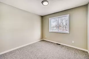 6110 Lakeland Ave N, Crystal, MN 55428 - Photo 22