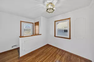 1912 16 1/2 Street NW, Rochester, MN 55901 - Photo 8