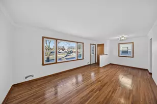 1912 16 1/2 Street NW, Rochester, MN 55901 - Photo 2