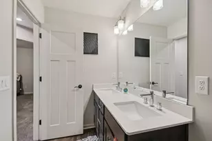 2278 Polar Wy, North Saint Paul, MN 55109 - Photo 38