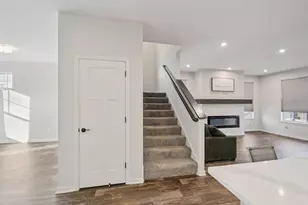 2278 Polar Wy, North Saint Paul, MN 55109 - Photo 16