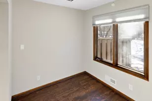 82 Walden St, Burnsville, MN 55337 - Photo 14