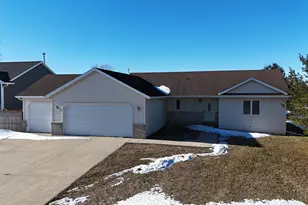 45 Rolling Hills Dr, Elgin, MN 55932 - Photo 2