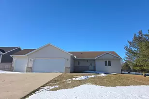 45 Rolling Hills Dr, Elgin, MN 55932 - Photo 4