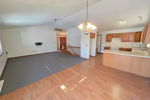 45 Rolling Hills Dr, Elgin, MN 55932 - Photo 18