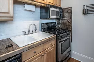 244 Marshall Ave, Saint Paul, MN 55102 - Photo 10