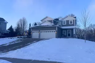 7123 148th St W, Savage, MN 55378 - Photo 2