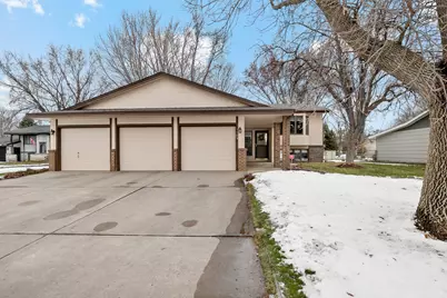 1729 Presidential Lane, Shakopee, MN 55379 - Photo 2
