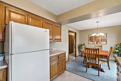 1729 Presidential Lane, Shakopee, MN 55379 - Photo 24