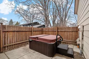 1729 Presidential Ln, Shakopee, MN 55379 - Photo 10