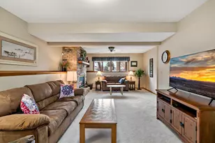 1729 Presidential Ln, Shakopee, MN 55379 - Photo 38