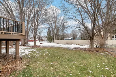 1729 Presidential Lane, Shakopee, MN 55379 - Photo 16